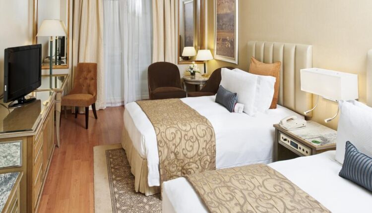 فندق كراون بلازا دبي شارع الشيخ زايد أبرز الخيارات ضمن فنادق شارع الشيخ زايد ٥ نجوم