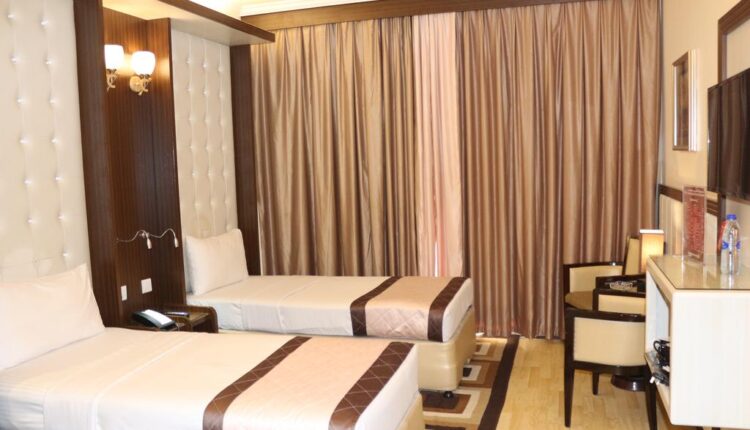 فندق الخليج جراند من فنادق رخيصة في دبي سوق نايف المميزَّة
