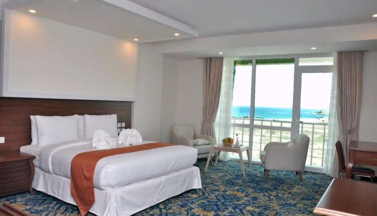 يحتل فندق صور جراند مكانة مميزة بين فنادق سلكنة عمان وبخاصة فنادق في صور
