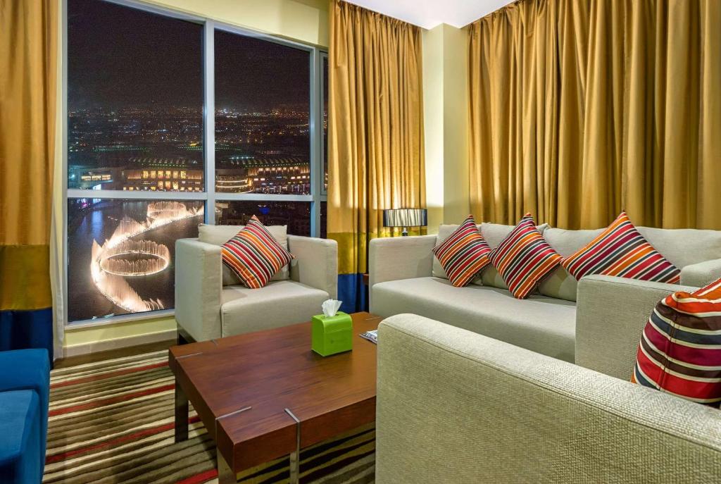 الغرف في فندق رمادا داون تاون دبي