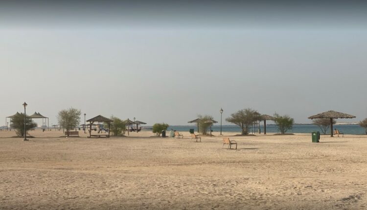 شاطئ الفركية من أفضل الخيارات في شواطئ قطر