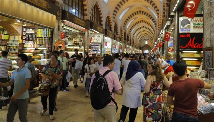 سوق إمينونو هو السوق الأفضل والأكثر شعبية بين اسواق اسطنبول