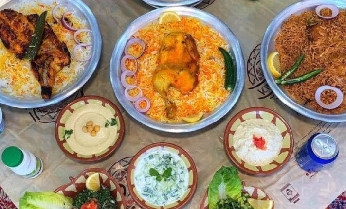 مطعم الرواق الشعبي الخبر من مطعم فطور عوائل في الخبر