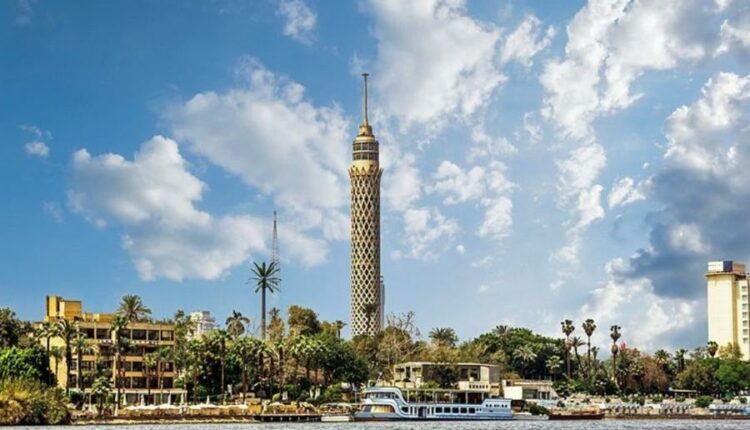 برج القاهرة اشهر أماكن سياحية في وسط البلد القاهرة