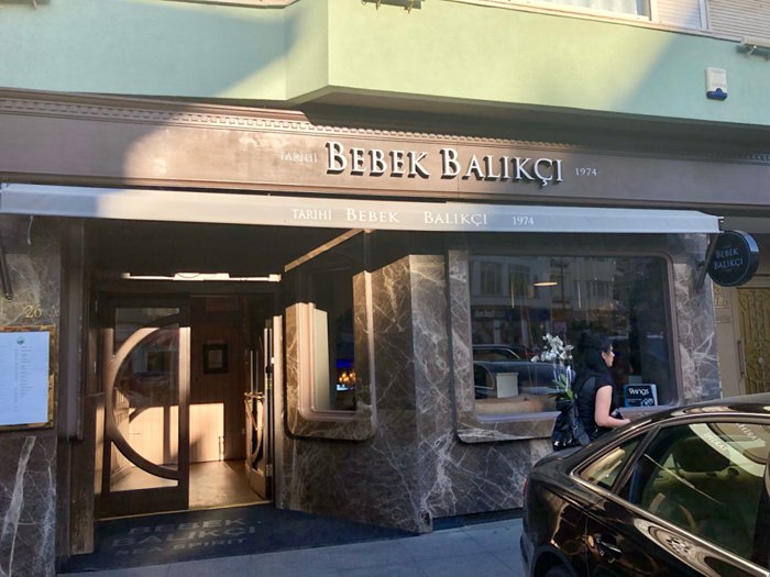 مطعم بيبك بالكجي من أشهر مطاعم بحرية في إسطنبول