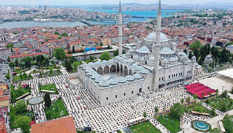 منطقة الفاتح من أهم المناطق الجميلة في إسطنبول