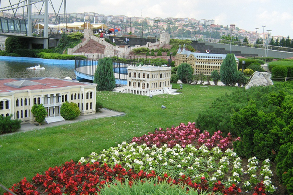  حديقة مينيا تورك إسطنبول أنها من أبهى وأشهر حدائق إسطنبول