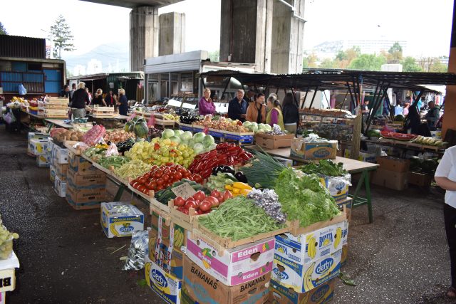 يصنف السوق الأخضر سراييفو من ضمن أكبر الأسواق في سراييفو 