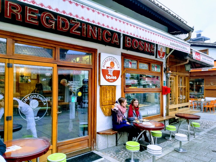 يصنف مطعم بورجزينيتشا بوسنامن ضمن افضل مطاعم سراييفو الراقية 