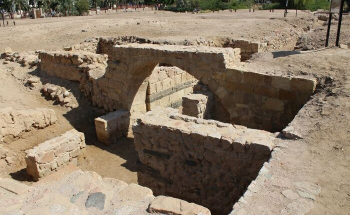 مدينة أيلة الإسلامية القديمة أجمل الأماكن السياحية في العقبة