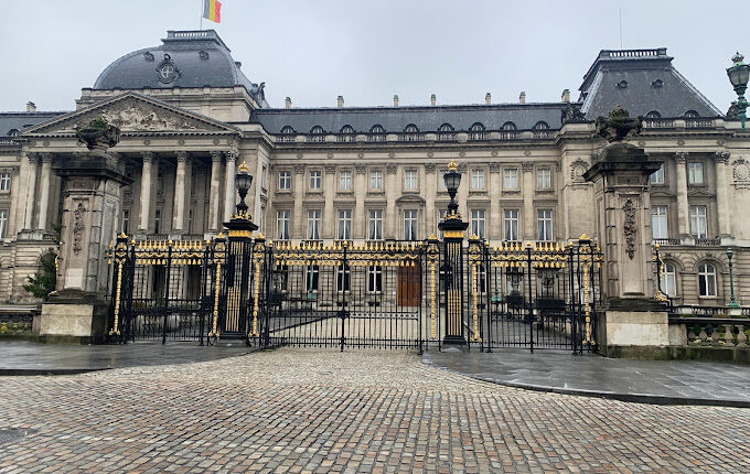 القصر الملكي بروكسل من أعرق محطات سياحة بروكسل